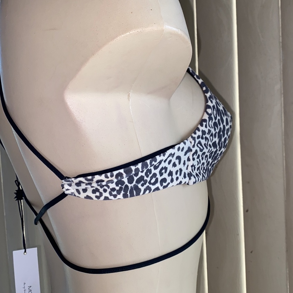 Leopard Print - Picture 2 of 3